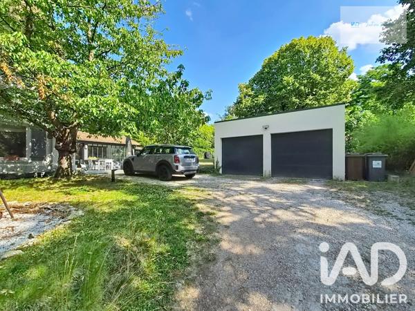 Maison à vendre 9 pièces 225 m² Le Coudray-Montceaux
