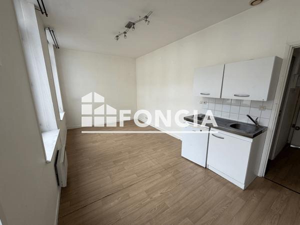 Location Studio 22.44 m² - 32 RUE DU MAIRE ANDRE Lille 59000
