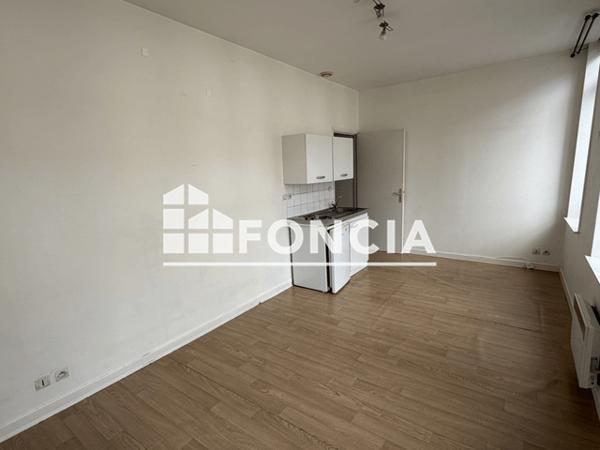 Location Studio 22.44 m² - 32 RUE DU MAIRE ANDRE Lille 59000
