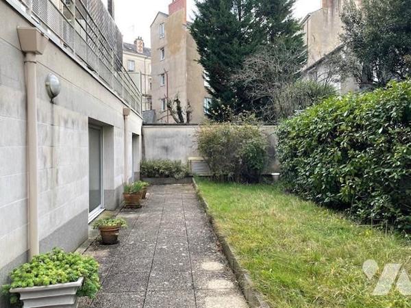 HYPER CENTRE, 115m², 3 chambres, jardin