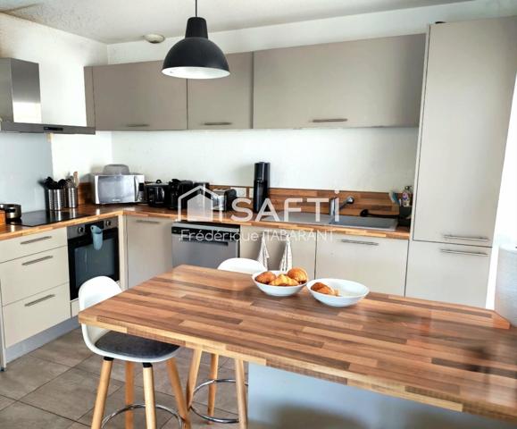 Maison T4 avec jardin et double garage + Parking