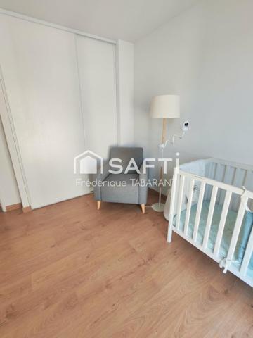 Maison T4 avec jardin et double garage + Parking