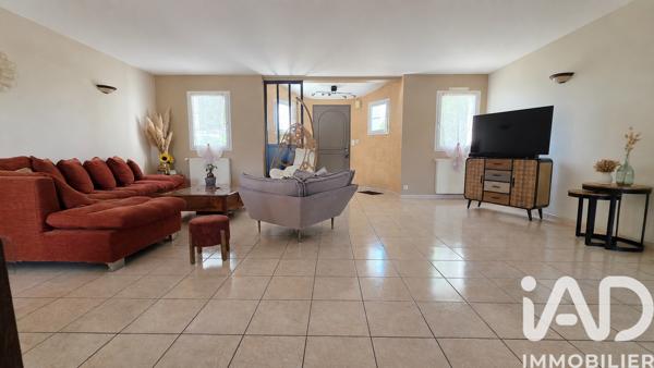 Maison à vendre 5 pièces 121 m² Fontenay-le-Comte
