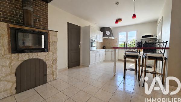 Maison à vendre 5 pièces 121 m² Fontenay-le-Comte