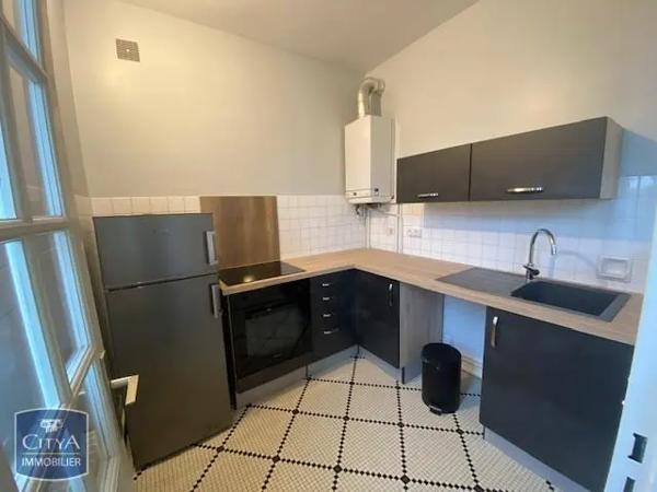 Appartement à louer 2 pièces 49.01m² Châteauroux (36000)