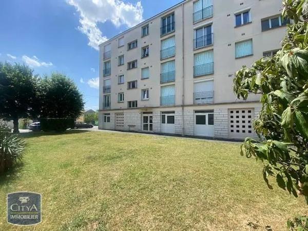 Appartement à louer 2 pièces 49.01m² Châteauroux (36000)