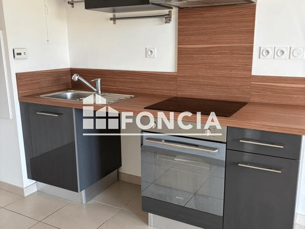 Location Studio 28.38 m² - 143 AVENUE ANDRE DEL MONTE Bormes Les Mimosas 83230