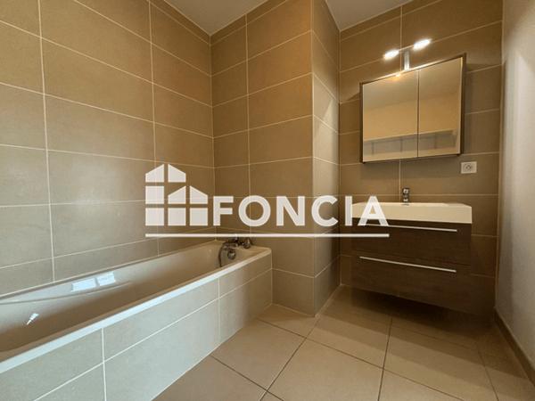 Location Studio 28.38 m² - 143 AVENUE ANDRE DEL MONTE Bormes Les Mimosas 83230