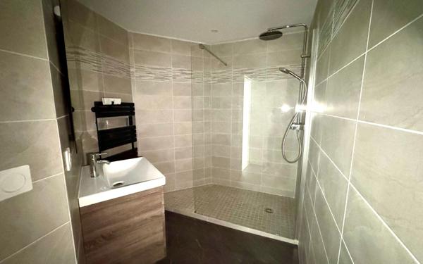 Maison à louer    3 pièces • 54,43 m2 Vertus