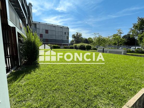 Location Appartement 3 pièces 78.36 m² - 12-14-16 RUE LOUIS ARAGON Grenoble 38100