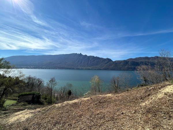 tresserve terrain 1844 m2  vue panoramique sur le lac du Bourget