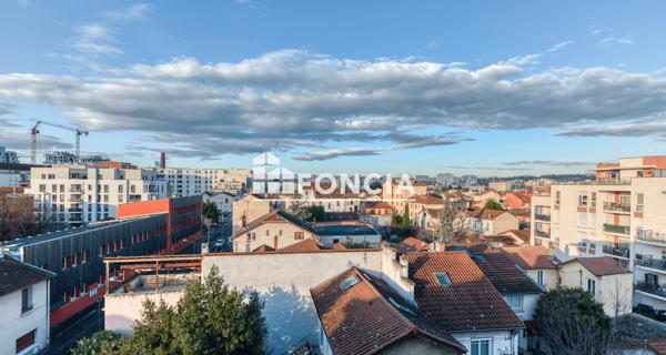 À vendre Studio 18 m² - Villeurbanne 69100