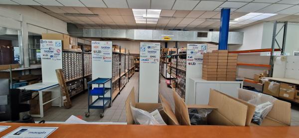 Local Commercial 1450m² – Cholet