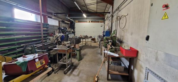 Local Commercial 1450m² – Cholet