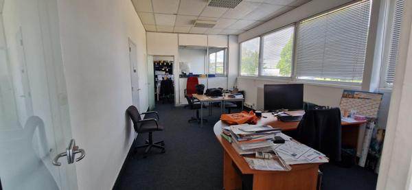 Local Commercial 1450m² – Cholet