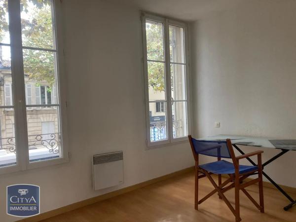 Appartement à louer 3 pièces 41.07m² Saintes (17100)