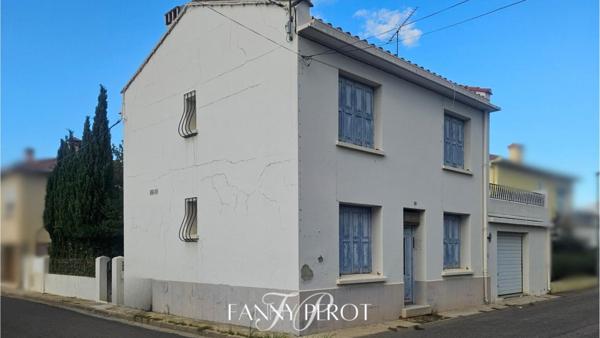 Maison d'environ 110m² à rénover à Saint-Cyprien