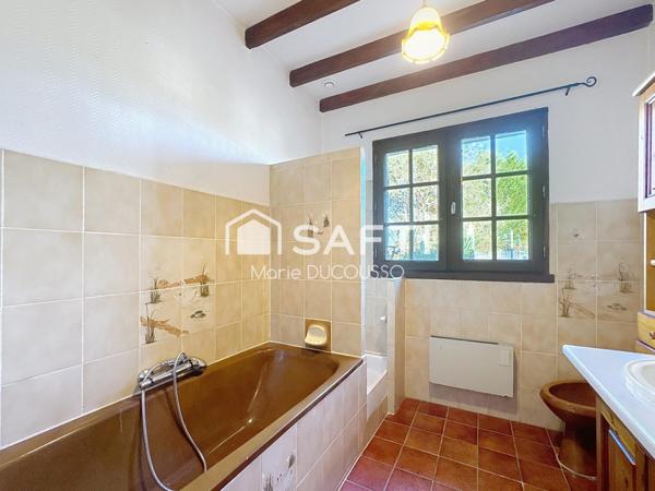 Maison familiale avec piscine