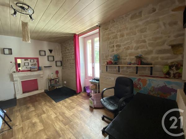 Maison à vendre  6 pièces - 193,58 m 2   MARANS  - 17
