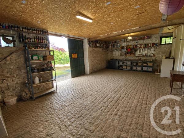 Maison à vendre  6 pièces - 193,58 m 2   MARANS  - 17