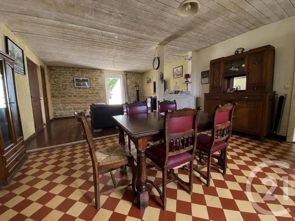 Maison à vendre  6 pièces - 193,58 m 2   MARANS  - 17
