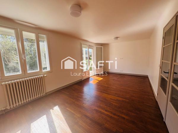 MAISON ENTIÈREMENT RÉNOVÉE