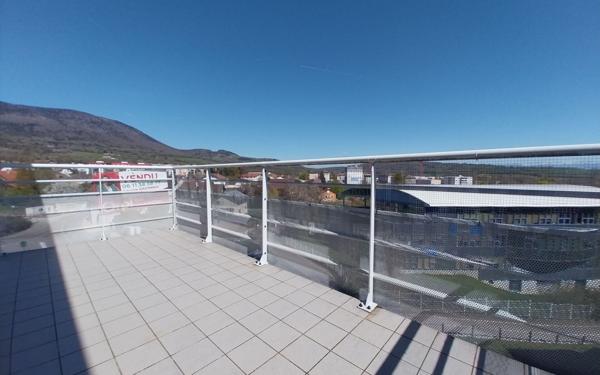 Appartement à vendre    3 pièces • 71,80 m2 Gex