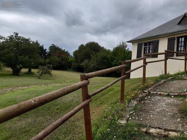 Maison à vendre à Morannes sur Sarthe-Daumeray dans le Maine-et-Loire (49640), ref : 49096-1319