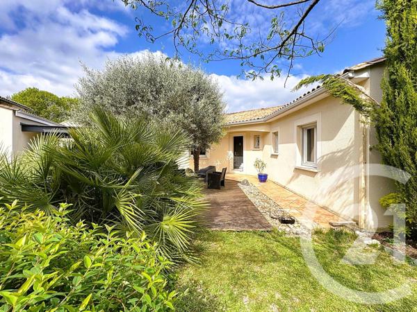 Maison à vendre  7 pièces - 157 m2 CHAMPNIERS - 16