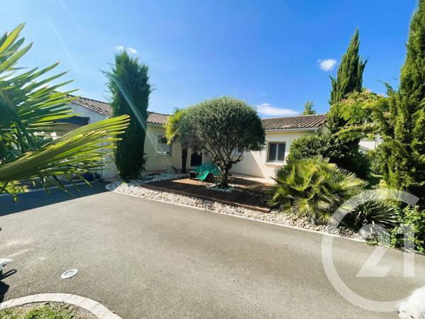 Maison à vendre  7 pièces - 157 m2 CHAMPNIERS - 16