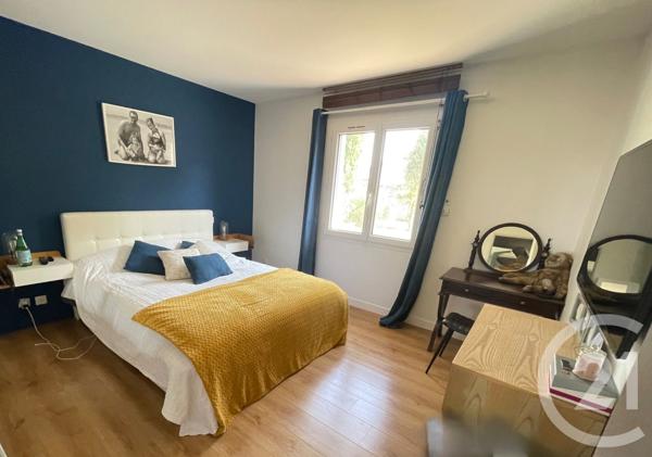 Maison à vendre  7 pièces - 157 m2 CHAMPNIERS - 16