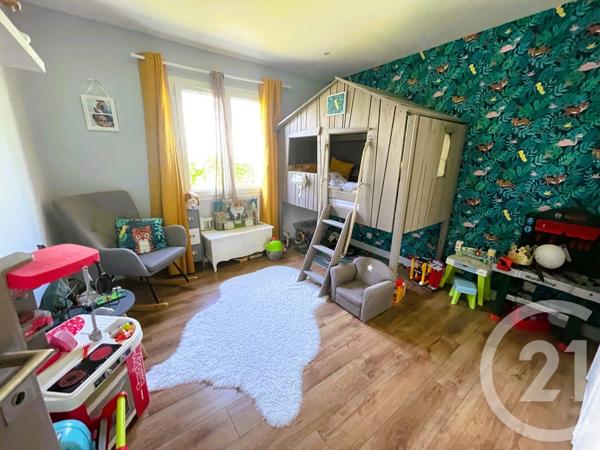 Maison à vendre  7 pièces - 157 m2 CHAMPNIERS - 16