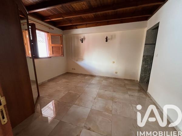 Maison à vendre 4 pièces 89 m² Basse-Terre