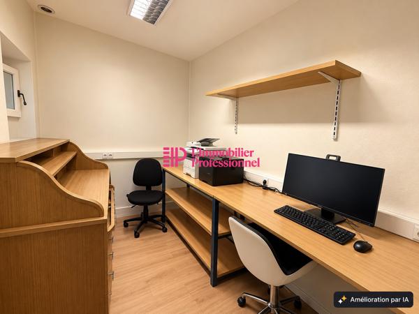 Local Commercial - à louer - 70 m2 - Lorient Centre