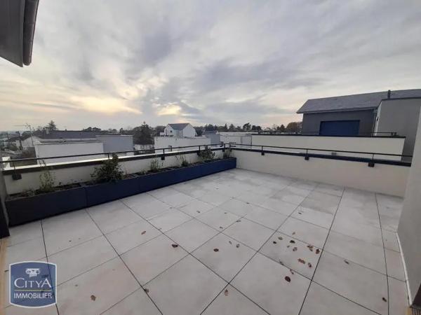 Appartement à louer 4 pièces 88.9m²