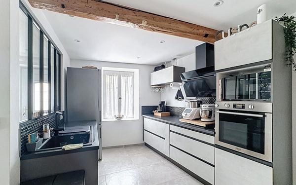 Maison à vendre    4 pièces •  Mozac