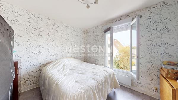 Maison à vendre à Antony - 6 pièces, - 3 chambres - 1 bureau - sous-sol - jardin - bon état