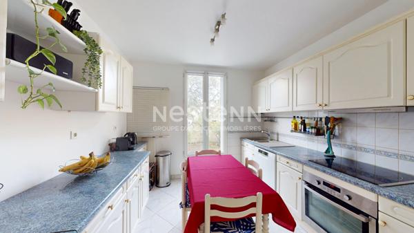 Maison à vendre à Antony - 6 pièces, - 3 chambres - 1 bureau - sous-sol - jardin - bon état