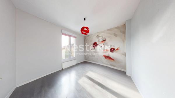 Maison à vendre à Antony - 6 pièces, - 3 chambres - 1 bureau - sous-sol - jardin - bon état