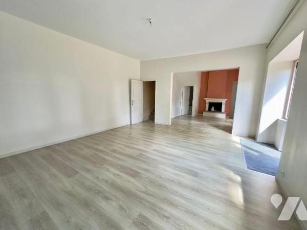 SEULEMENT AU SEIN DE L'ÉTUDE TRENTE CINQ NOTAIRES ! VOTRE NOTAIRE DE VERN SUR SEICHE ! NOUVEAUT...