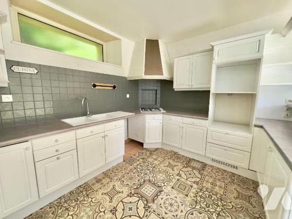 SEULEMENT AU SEIN DE L'ÉTUDE TRENTE CINQ NOTAIRES ! VOTRE NOTAIRE DE VERN SUR SEICHE ! NOUVEAUT...