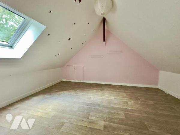 SEULEMENT AU SEIN DE L'ÉTUDE TRENTE CINQ NOTAIRES ! VOTRE NOTAIRE DE VERN SUR SEICHE ! NOUVEAUT...