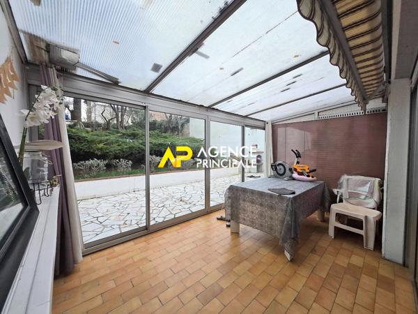 Maison de plain pied à Argenteuil 6 pièces, 4 chambres de 90m² située à 15 minutes de la gare. €424 000 ** - Référence 4525