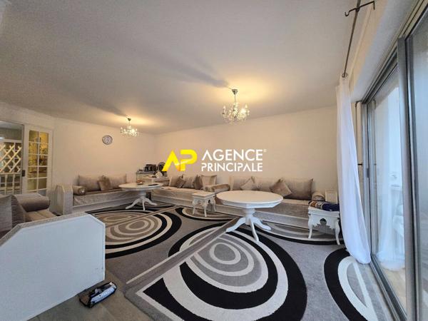 Maison de plain pied à Argenteuil 6 pièces, 4 chambres de 90m² située à 15 minutes de la gare. €424 000 ** - Référence 4525