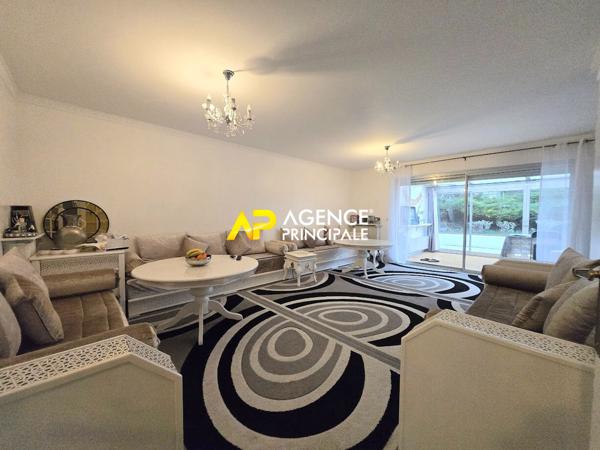 Maison de plain pied à Argenteuil 6 pièces, 4 chambres de 90m² située à 15 minutes de la gare. €424 000 ** - Référence 4525