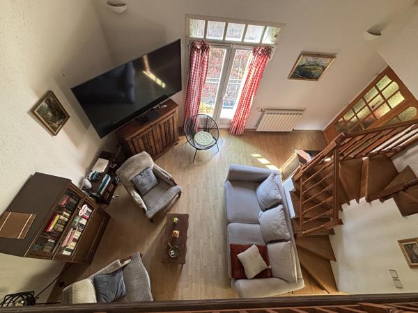 Maison
         4 pièces
        - 95 m² 220 000 € *