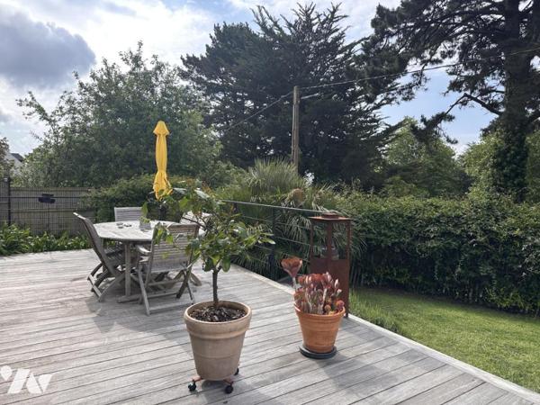 A VENDRE 56 VANNES Proximité Golfe, au calme, maison années 70, sur jardin 723 m²