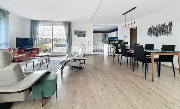 Magnifique duplex 4 chambres au dernier étage d'une résidence récente MARCQ EN BAROEUL