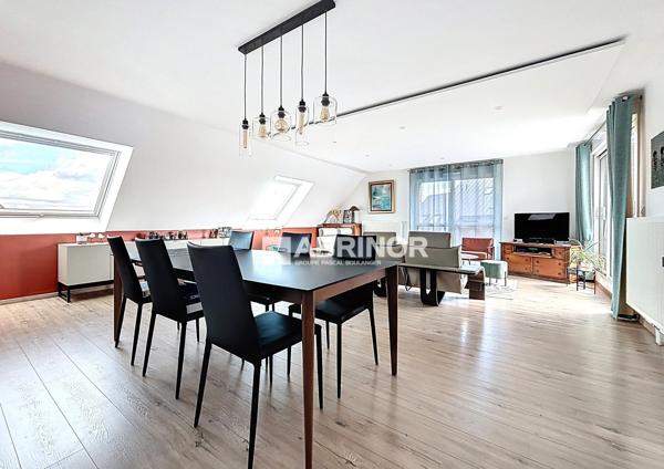 Magnifique duplex 4 chambres au dernier étage d'une résidence récente MARCQ EN BAROEUL