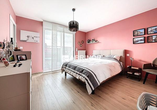 Magnifique duplex 4 chambres au dernier étage d'une résidence récente MARCQ EN BAROEUL